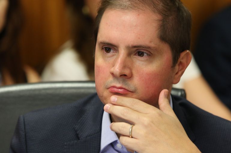 Bolsonaro questionou se houve ‘problema’ nas eleições após vitória de Lula, diz ex-AGU no STF