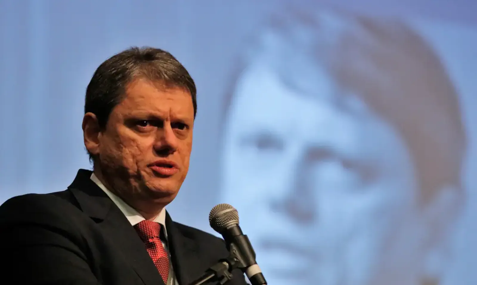Tarcísio nega ter ouvido de Bolsonaro sobre golpe: ‘Jamais tocou nesse assunto’