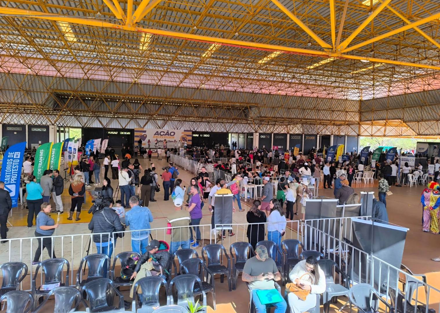 TJMS participa da Ação Cidadania Todos Por Elas com diversos serviços nas Moreninhas