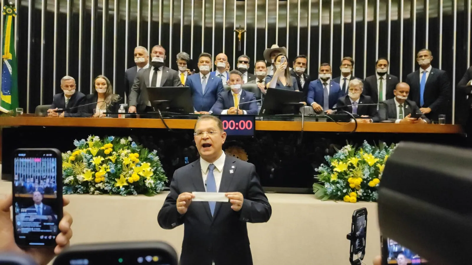 Com fim da obstrução no Congresso, cenário político deve seguir tensionado