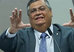 Dino afasta presidente do Tribunal de Contas do Maranhão por 180 dias