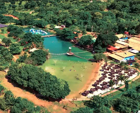 Nascente Azul: excelência no atendimento, natureza exuberante e experiências inesquecíveis fazem do atrativo um dos grandes destaques de Bonito
