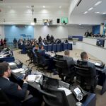 Câmara aprova criação do Conselho dos Direitos das Pessoas LGBTQIA+, propostas sobre saúde e habitação